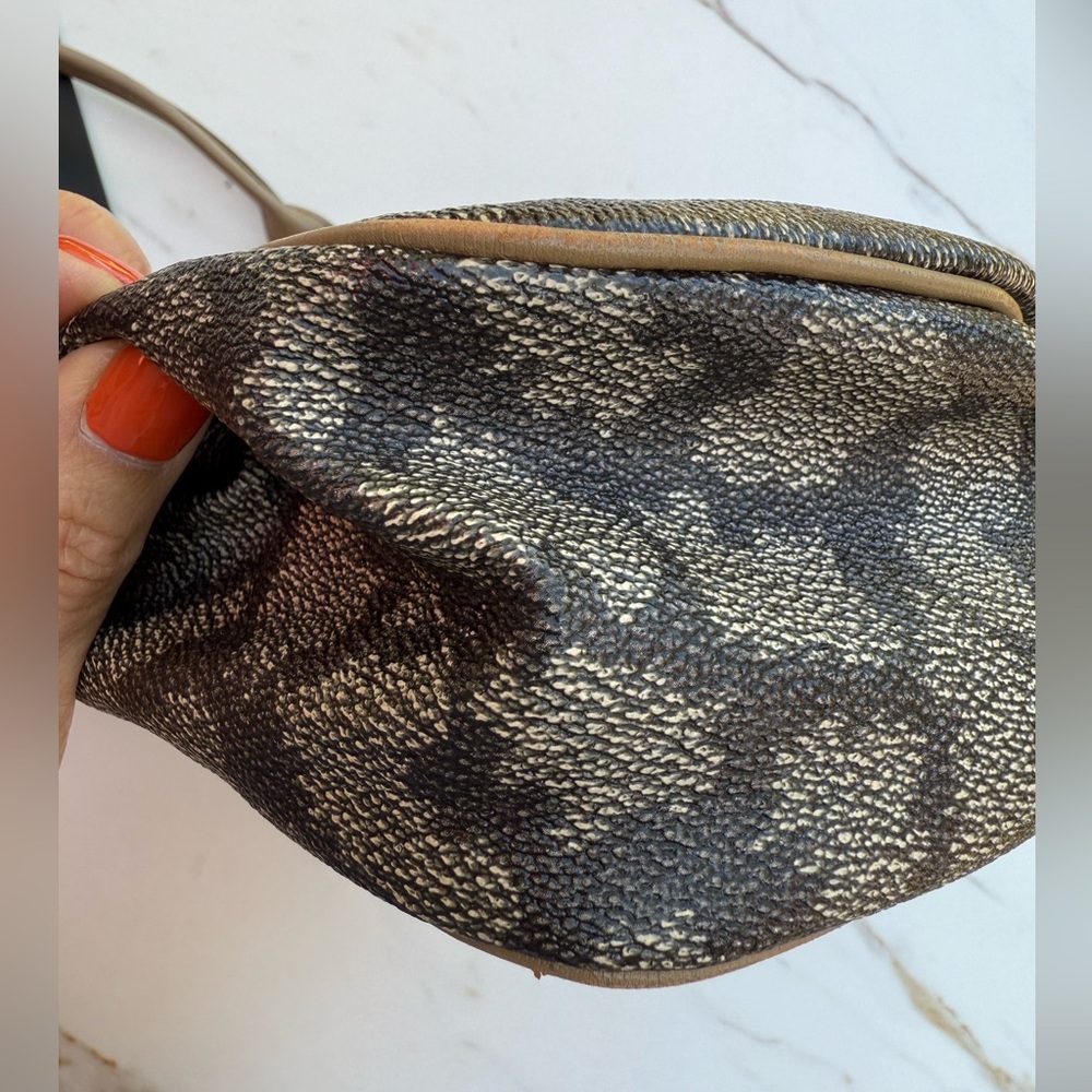 Vintage YSL Tan and Black Giraffe Print Tote Bag - Picture 7 of 9
